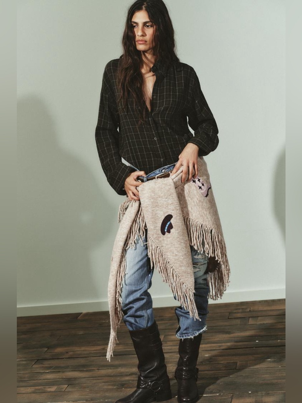 NWT Zara Woman Accessories Bloggers Fav EMBROIDERED FRINGED SHAWL Horse Western - Picture 3 of 14